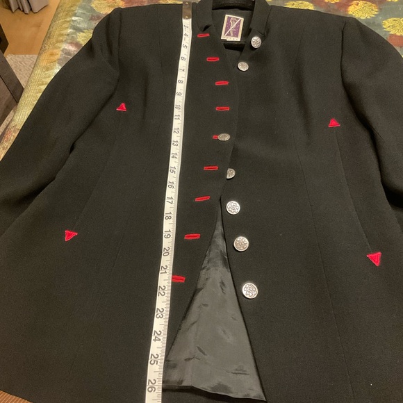 Zelda Black Blazer with red treads and red triangle - Perfect condition - Picture 6 of 8
